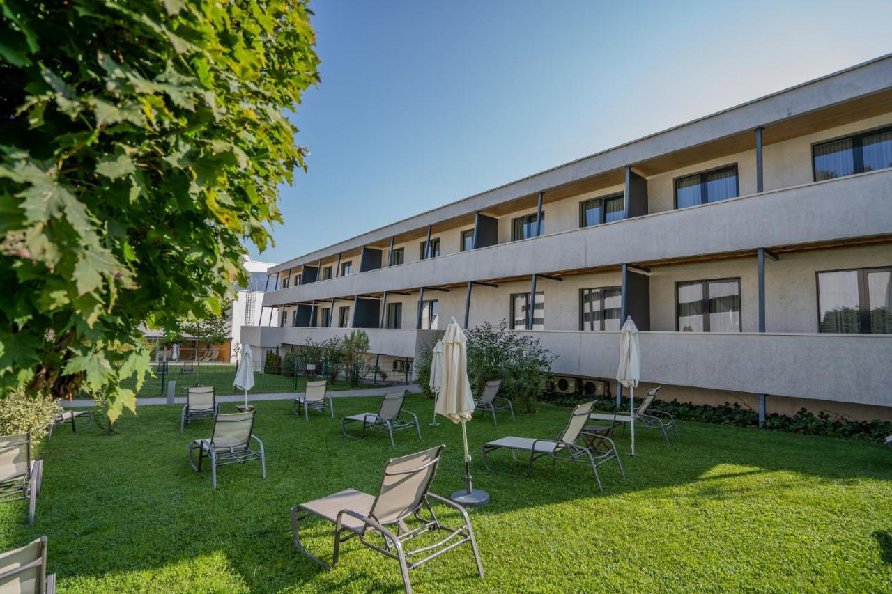 Appartementhaus Karawankenhof Villach Exteriör bild
